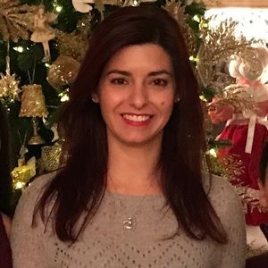 Meet your Posher, Dina